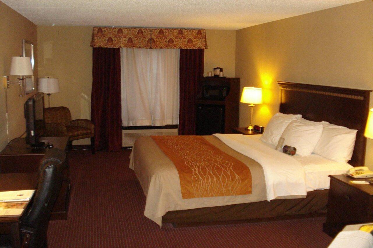 Wingate By Wyndham Clearfield Hotel Exterior photo